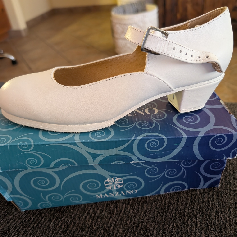 Women's White Mary Jane Shoes